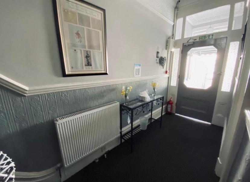 Shiray Hotel - Blackpool — Photos 2